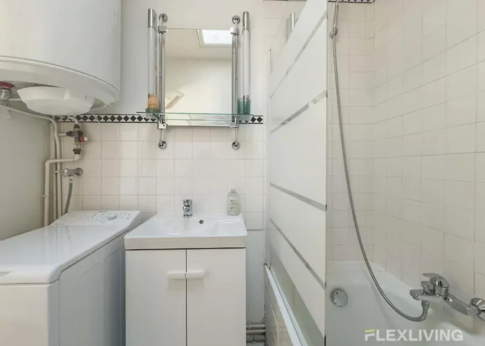 펜션 Flexliving - - Bausset *
